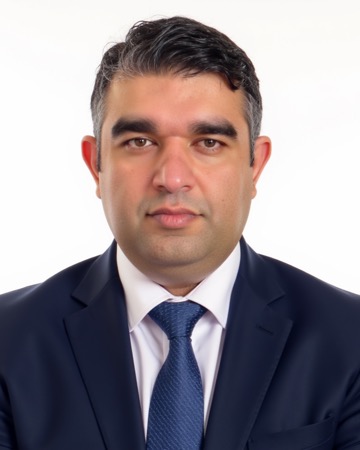 Portrait of Amir Tavasoli